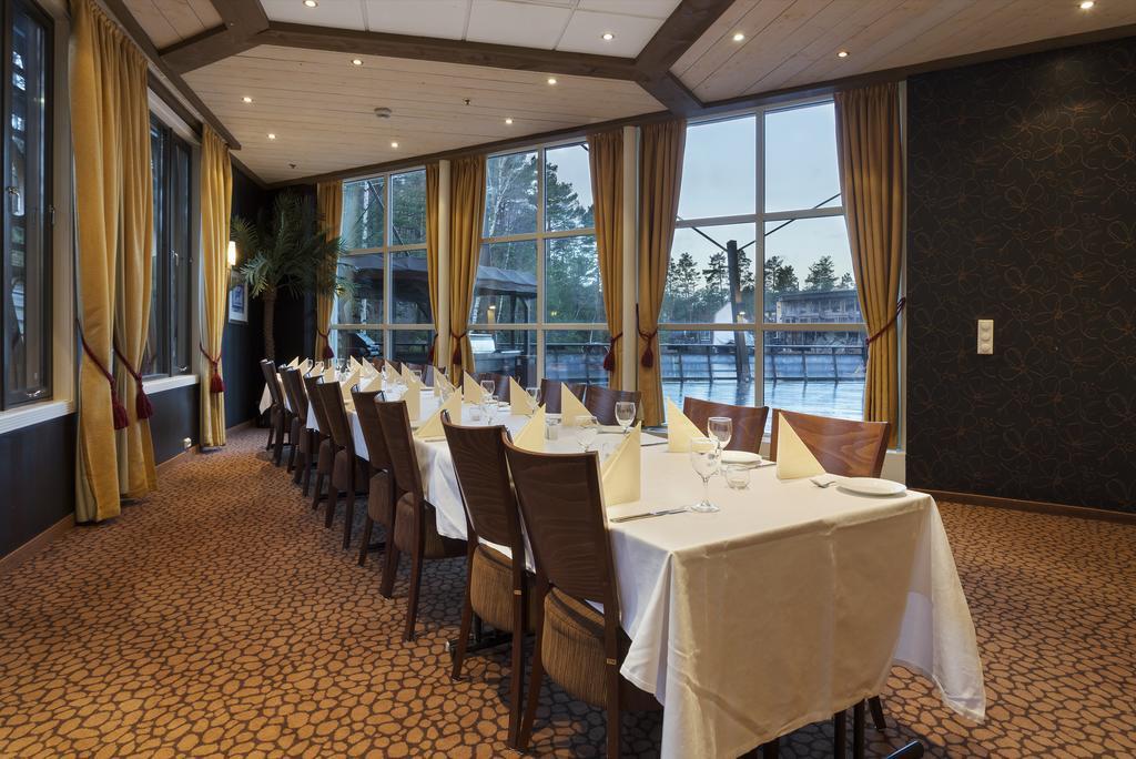 Dyreparken Hotell Kristiansand Buitenkant foto